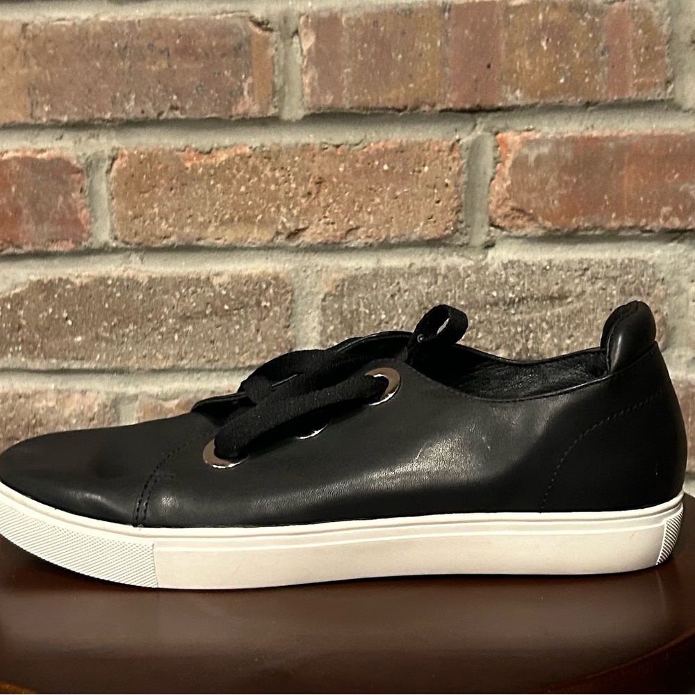 Yosi Samra Black Leather Brand New Laced Up Sneakers Size 9. - Picture 7 of 9